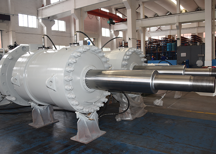 白鶴灘電站水輪機接力器，單機容量100萬千瓦